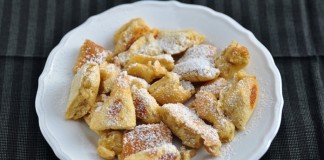 Kaiserschmarren mit Obst