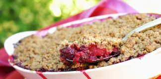 Brombeer-Apfel-Crumble