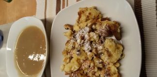 Kaiserschmarren mit Apfelmus