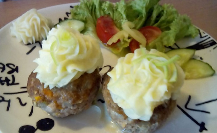 Hackfleisch Muffins mit Kartoffel Topping