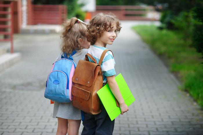 Die Schultasche Bringt Der Osterhase - Welovefamily.at