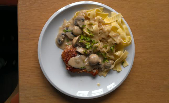 Rahm-Schnitzel mit Champignons